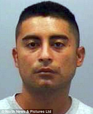 2D2345EB00000578-3262113-image-m-45_1444146266969