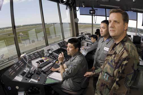 Misawa_Air_Base_Control_Tower