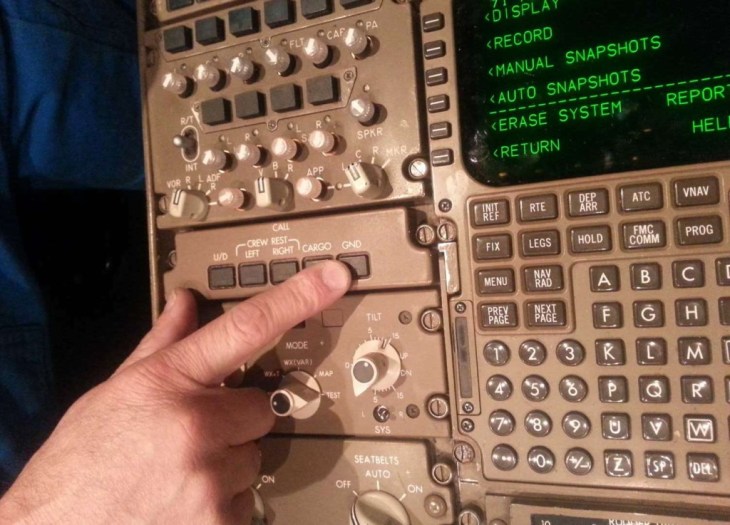 Does-a-Plane-have-a-Horn-3-1024x737