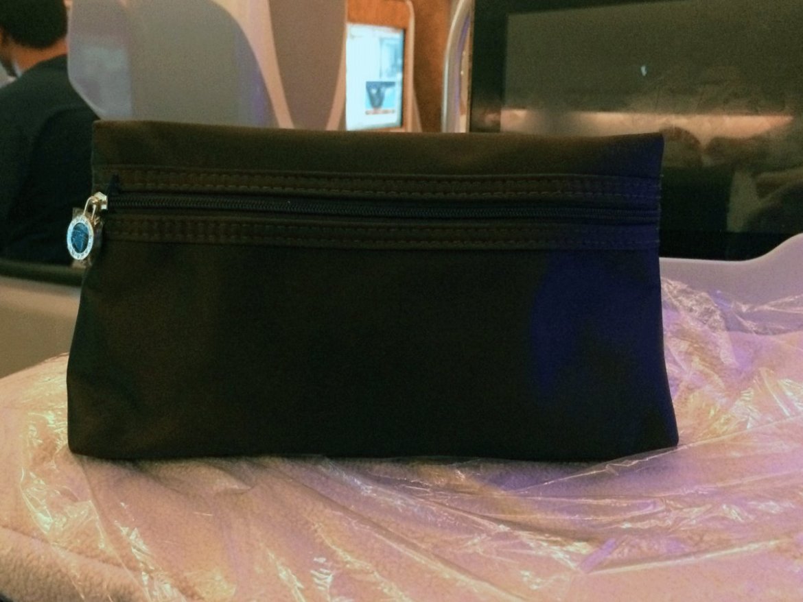 Emirates gave out these pretty Bulgari amenity kits, filled with necessities like a toothbrush and toothpaste, moisturizer, and mouthwash. There were different kits for male and female passengers.