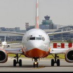 What are the features of an Airbus A320 and Boeing 737?